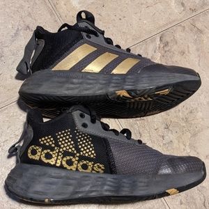 Adidas Ownthegame 2.0 Basketball Shoe